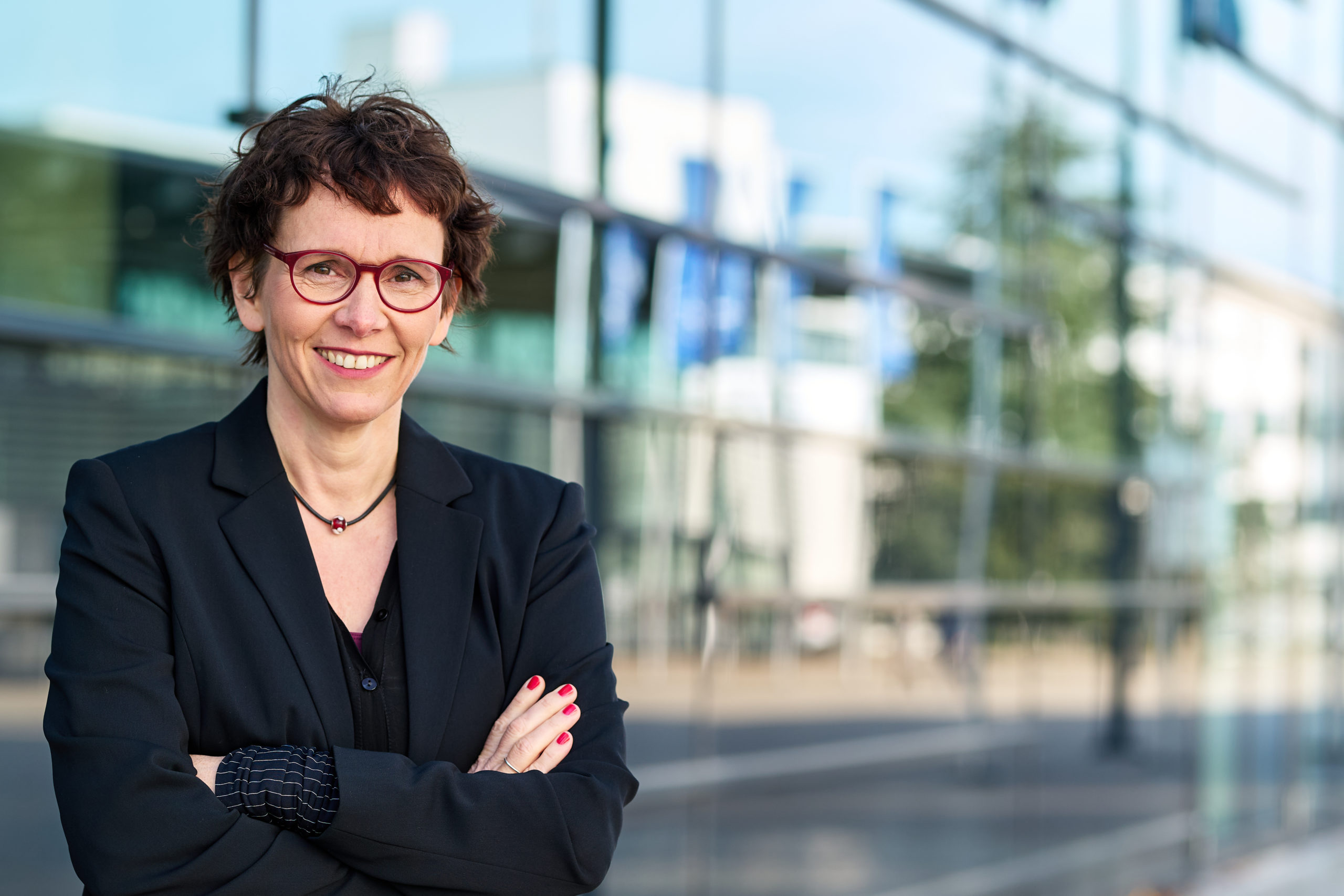 Portrait Almut Schnerring © Larissa Neubauer